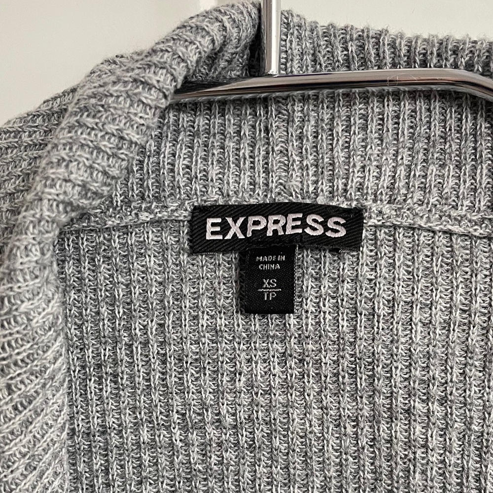 Express Xsmall sweater. - Picture 2 of 2